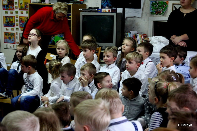 Jasełka i opłatek w PM 19 (zdjęcia)