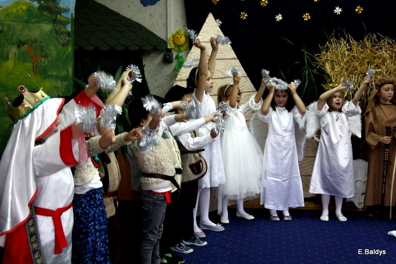 Jasełka i opłatek w PM 19 (zdjęcia)