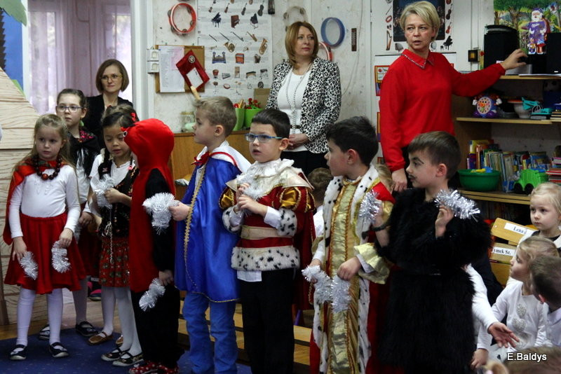 Jasełka i opłatek w PM 19 (zdjęcia)