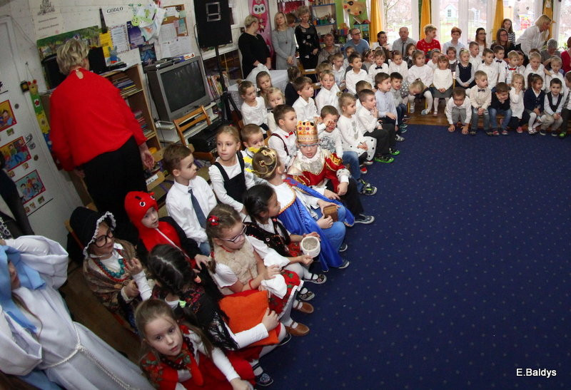 Jasełka i opłatek w PM 19 (zdjęcia)