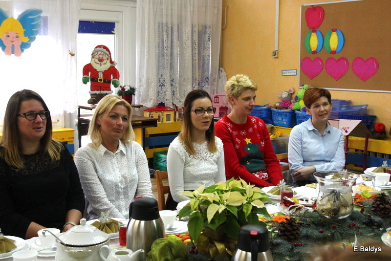 Jasełka i opłatek w PM 19 (zdjęcia)