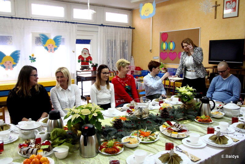 Jasełka i opłatek w PM 19 (zdjęcia)