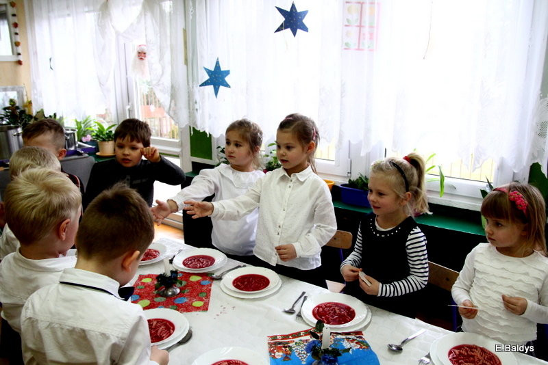 Jasełka i opłatek w PM 19 (zdjęcia)