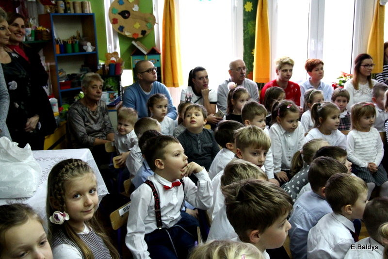 Jasełka i opłatek w PM 19 (zdjęcia)