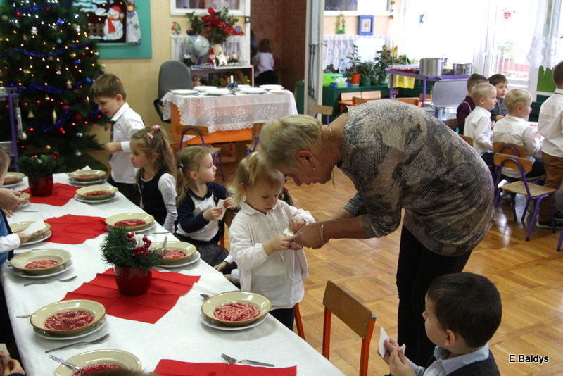 Jasełka i opłatek w PM 19 (zdjęcia)