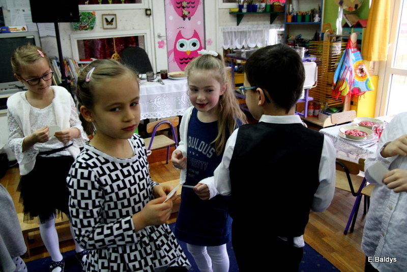 Jasełka i opłatek w PM 19 (zdjęcia)