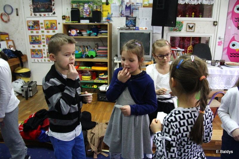 Jasełka i opłatek w PM 19 (zdjęcia)