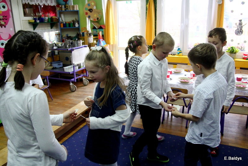 Jasełka i opłatek w PM 19 (zdjęcia)