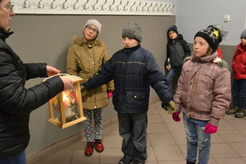 Betlejemskie Światło w Krzemieniewie (zdjęcia)