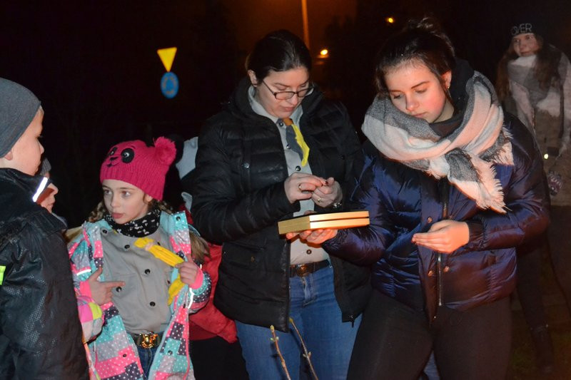 Betlejemskie Światło w Krzemieniewie (zdjęcia)