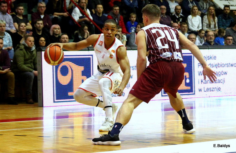 Trapez pękał w szwach (zdjęcia)