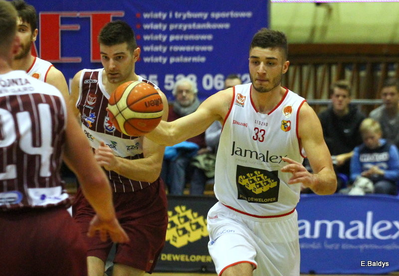 Trapez pękał w szwach (zdjęcia)