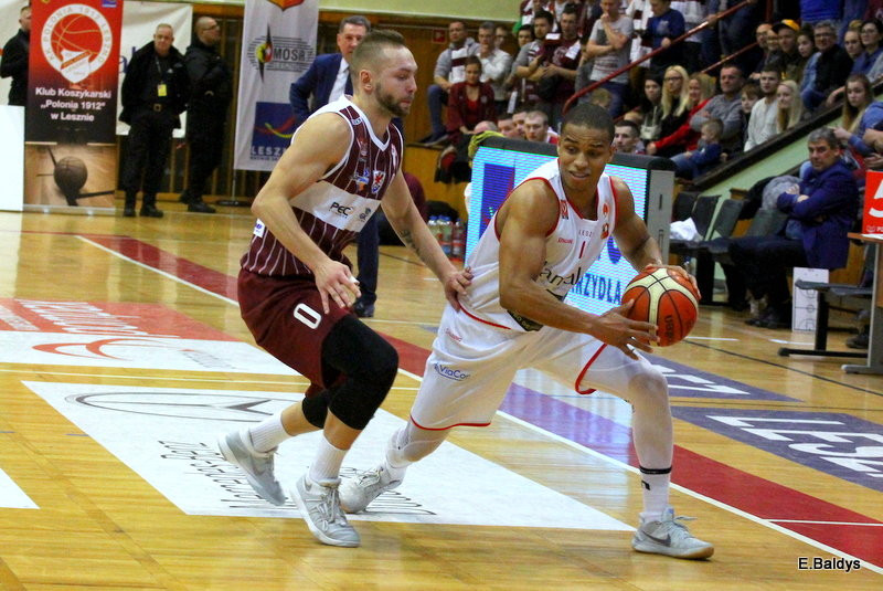 Trapez pękał w szwach (zdjęcia)