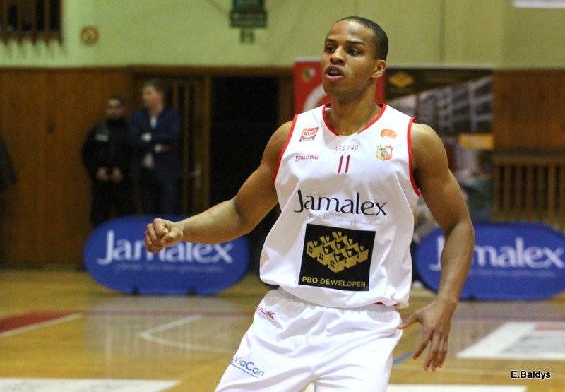 Trapez pękał w szwach (zdjęcia)