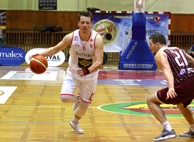 Trapez pękał w szwach (zdjęcia)