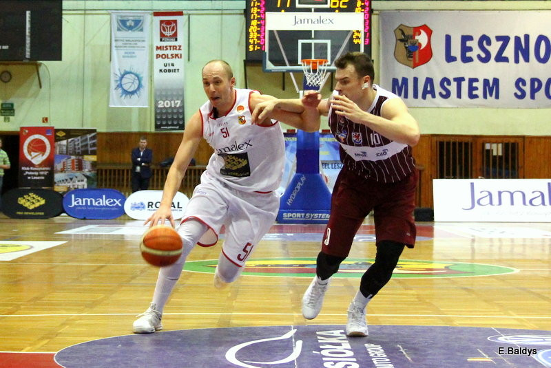 Trapez pękał w szwach (zdjęcia)