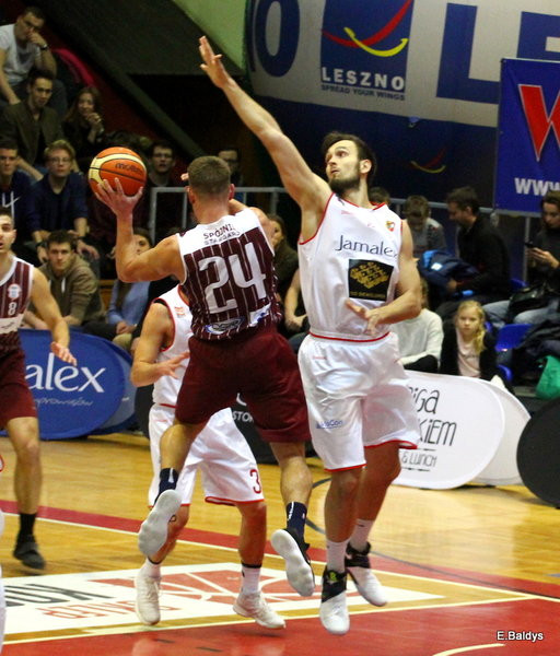 Trapez pękał w szwach (zdjęcia)