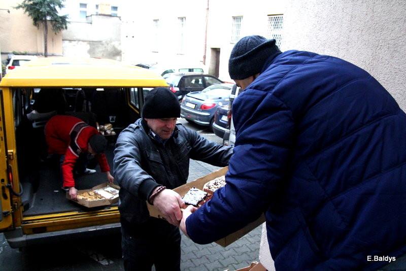 Samotni podzielili się opłatkiem (zdjęcia)