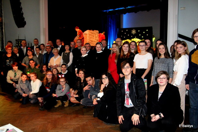 Samotni podzielili się opłatkiem (zdjęcia)