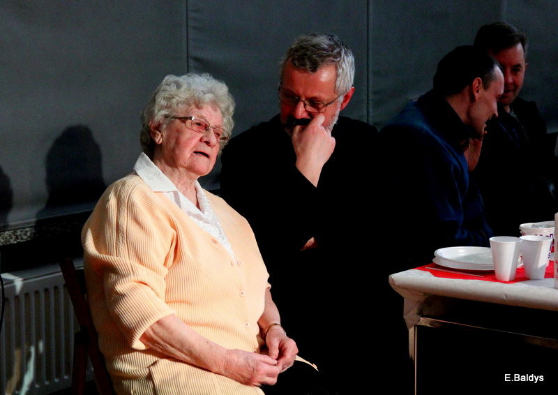 Samotni podzielili się opłatkiem (zdjęcia)