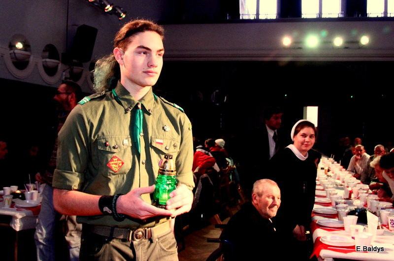 Samotni podzielili się opłatkiem (zdjęcia)