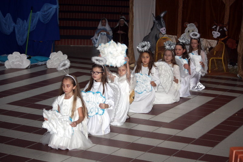 Nietypowe Jasełka w SP 13 (zdjęcia)