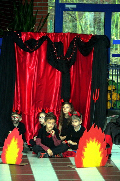 Nietypowe Jasełka w SP 13 (zdjęcia)