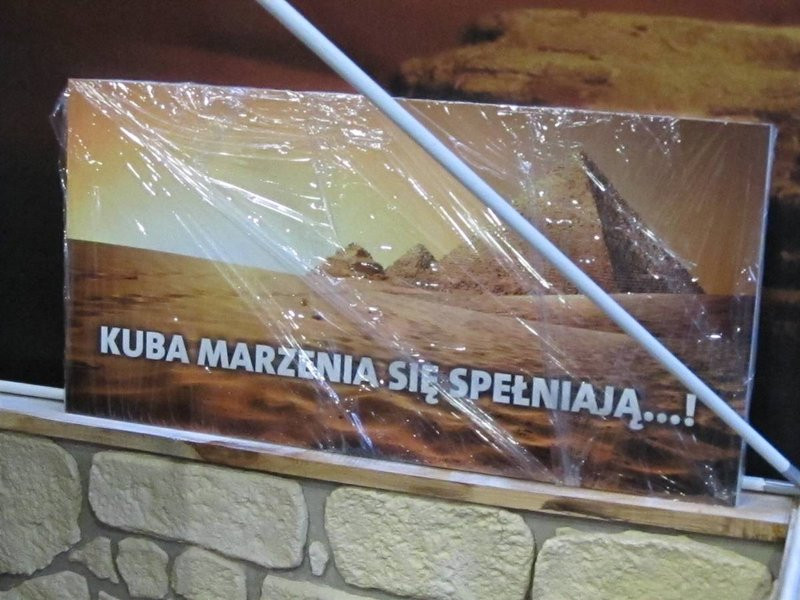 W miejskiej kamienicy otwarto grotę solną z piramidami (zdjęcia)