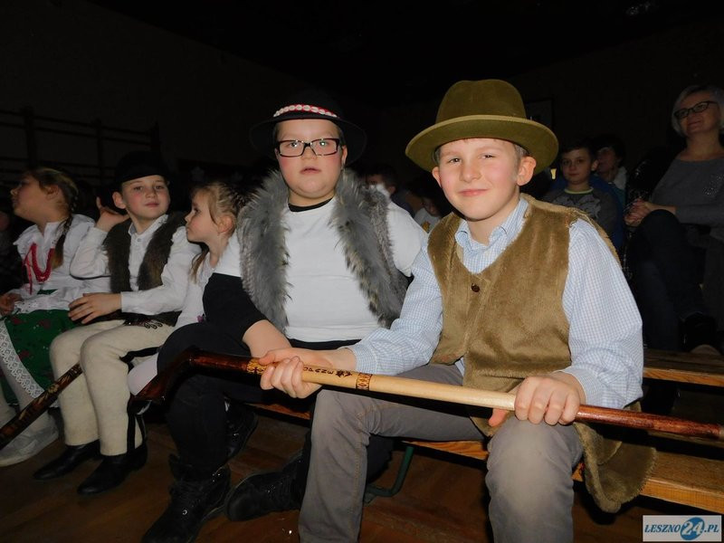 Uczniowie wystawili jasełka (zdjęcia)