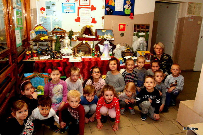 Szopki i anioły w PM 18 (zdjęcia)