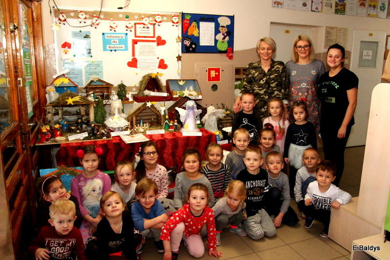 Szopki i anioły w PM 18 (zdjęcia)