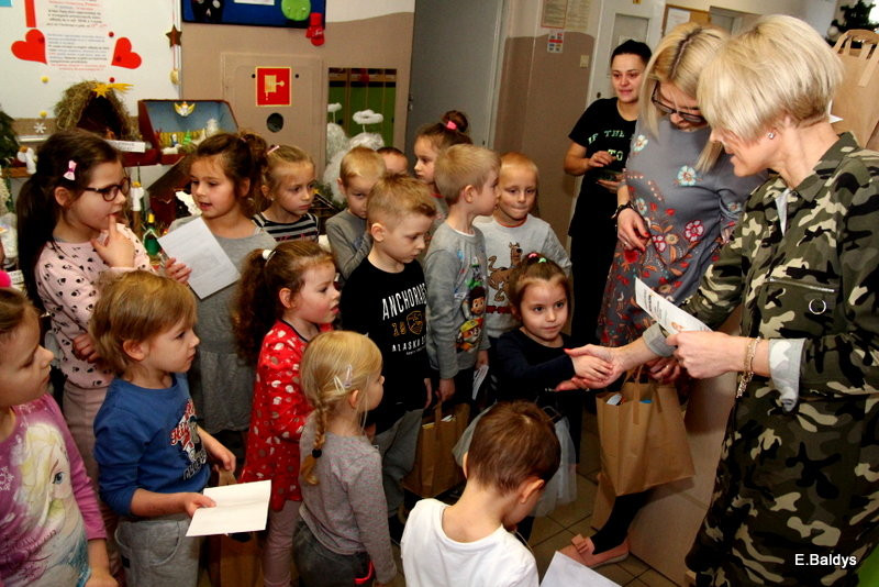 Szopki i anioły w PM 18 (zdjęcia)