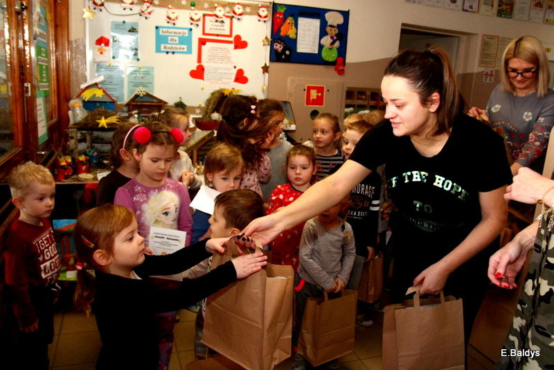 Szopki i anioły w PM 18 (zdjęcia)