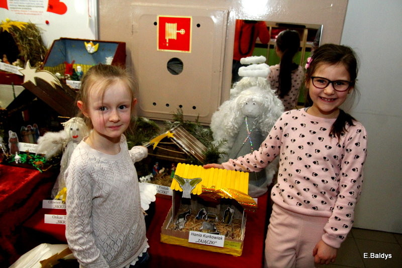 Szopki i anioły w PM 18 (zdjęcia)