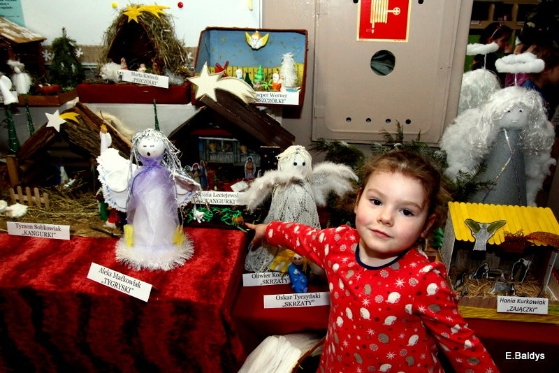 Szopki i anioły w PM 18 (zdjęcia)