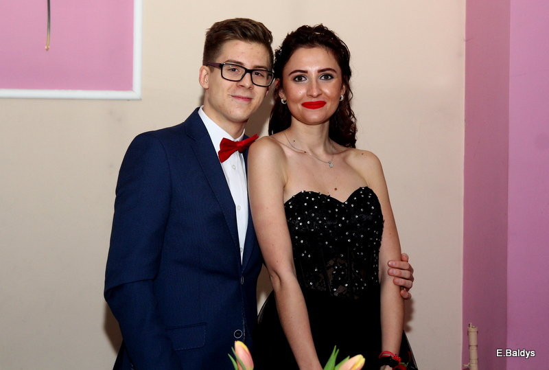 Studniówka w ZSET (zdjęcia)