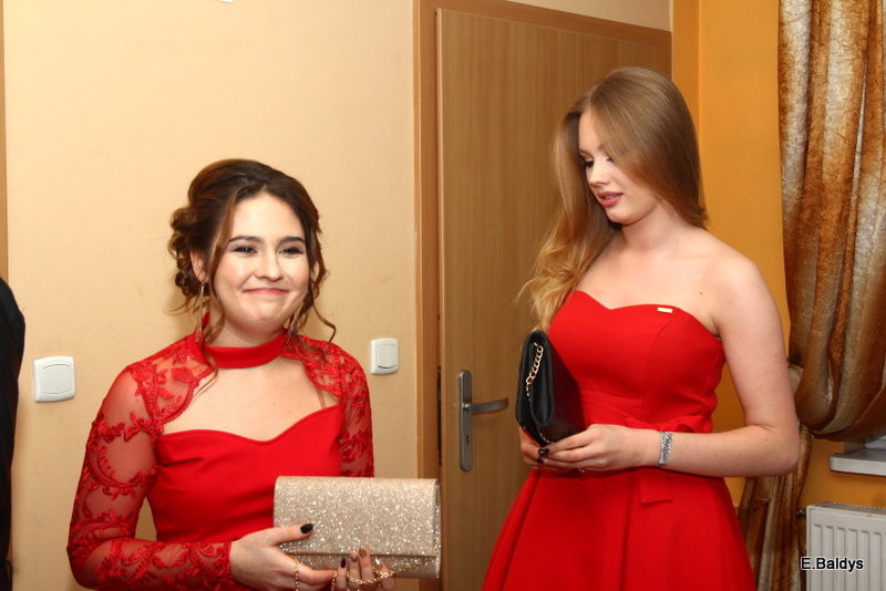 Studniówka w ZSET (zdjęcia)