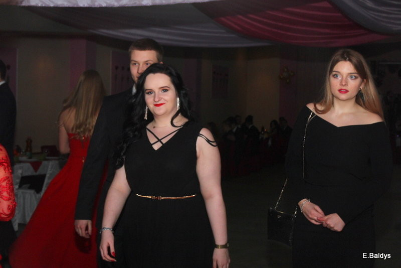 Studniówka w ZSET (zdjęcia)