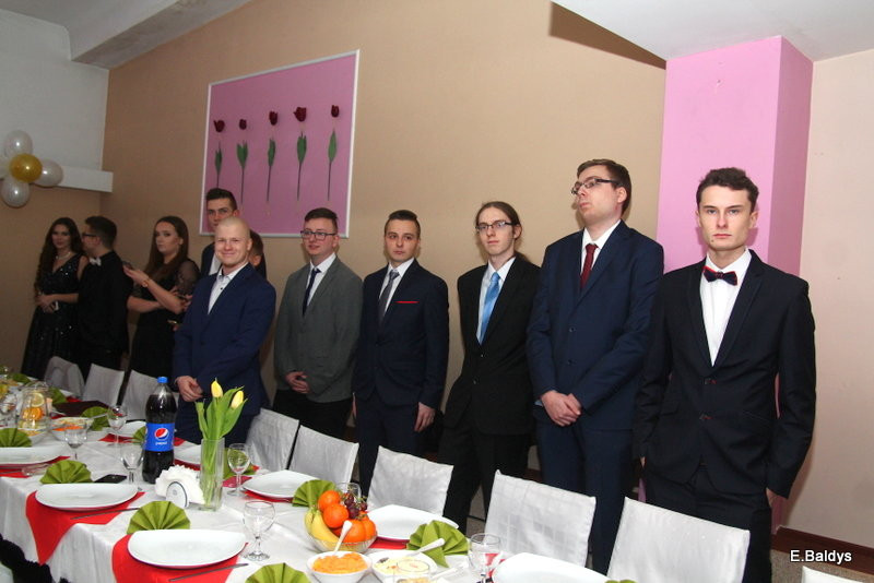 Studniówka w ZSET (zdjęcia)