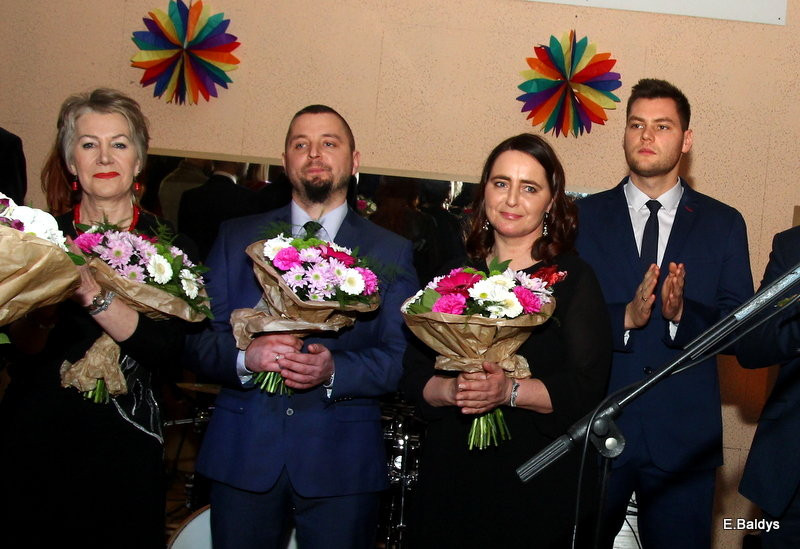 Studniówka w ZSET (zdjęcia)