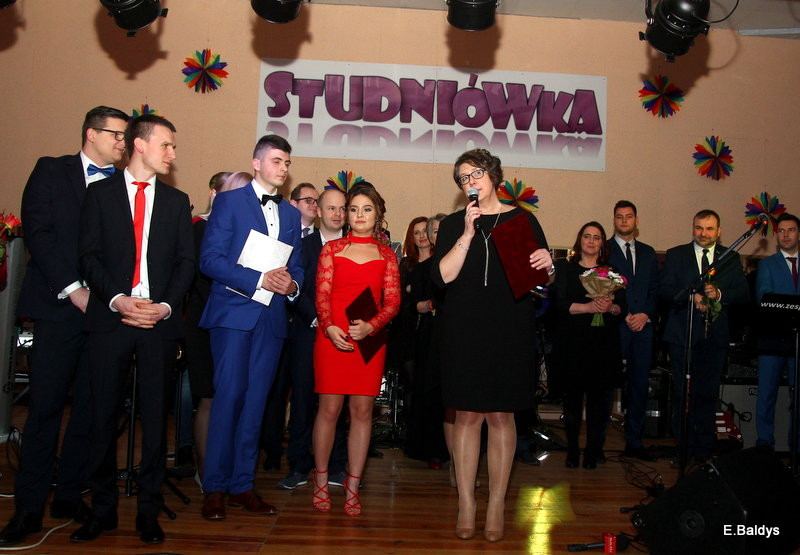 Studniówka w ZSET (zdjęcia)