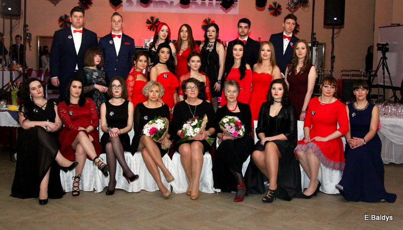 Studniówka w ZSET (zdjęcia)