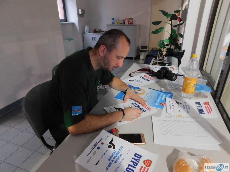 Na basenie można wesprzeć WOŚP (kilka zdjęć)