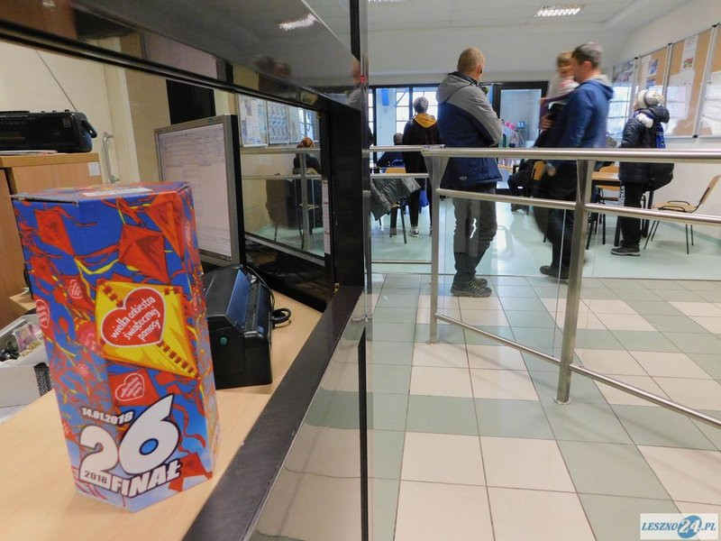 Na basenie można wesprzeć WOŚP (kilka zdjęć)