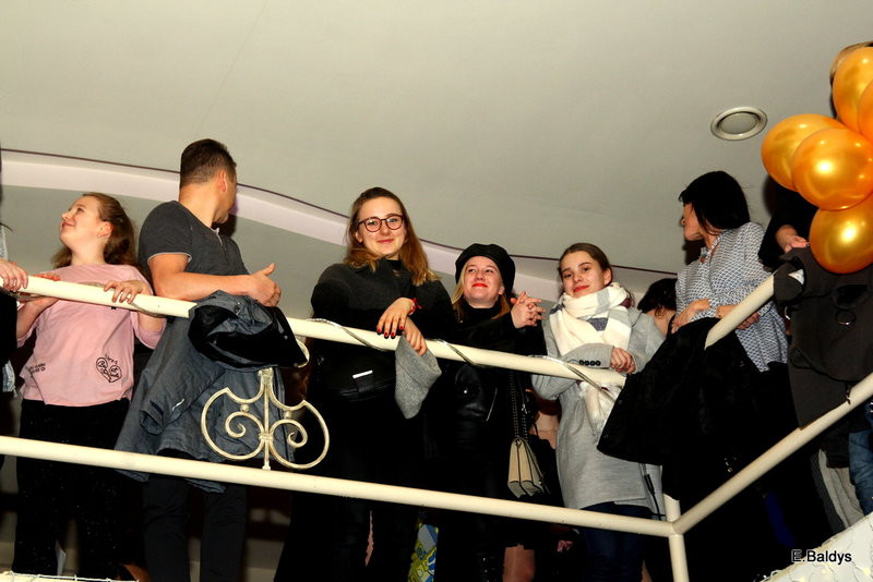 Studniówka I LO w Finezji (zdjęcia)