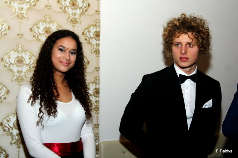 Studniówka I LO w Finezji (zdjęcia)