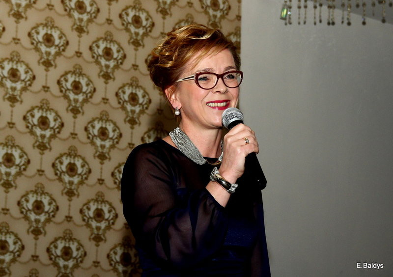 Studniówka I LO w Finezji (zdjęcia)