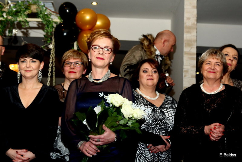 Studniówka I LO w Finezji (zdjęcia)