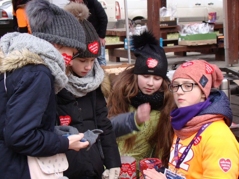 Rekordowy bieg, marsz i kijomarsz (zdjęcia)