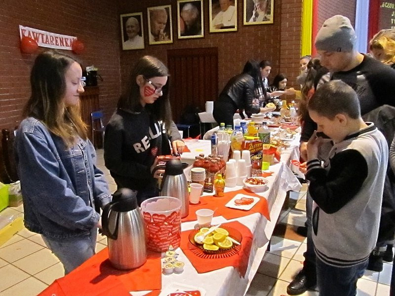 Wielu chętnych na kolację z prezydentem (zdjęcia)